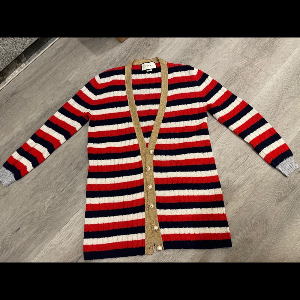 Authentic Gucci brand new cardigan sweater S